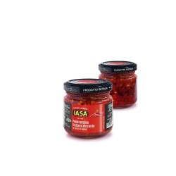 Chopped hot chilli in olive oil